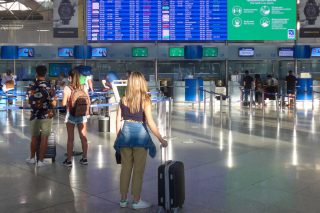 Επιμένει το Ευρωκοινοβούλιο στα δικαιώματα των επιβατών